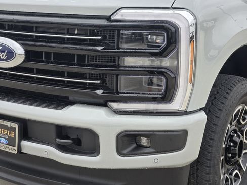 New 2026 Ford F250 Platinum image 10