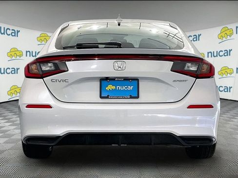 Used 2023 Honda Civic Sport image 5
