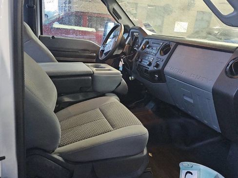 Used 2016 Ford F250 XL AWD/4WD image 7