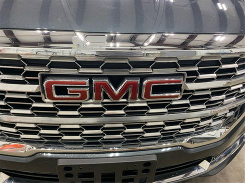 Used 2022 GMC Terrain Denali image 24