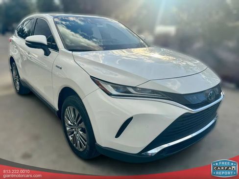 Used 2021 Toyota Venza Limited w/ Advanced Technology Package image 3