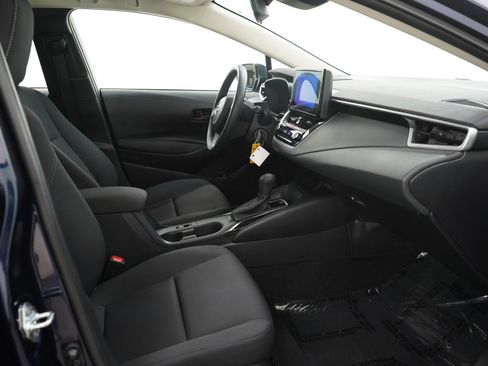 Used 2023 Toyota Corolla LE FWD image 11