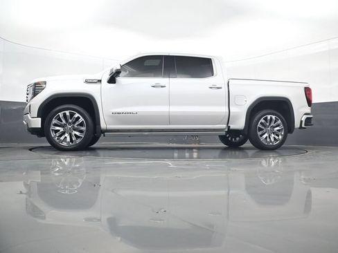 Used 2024 GMC Sierra 1500 Denali w/ Denali Reserve Package AWD/4WD image 32