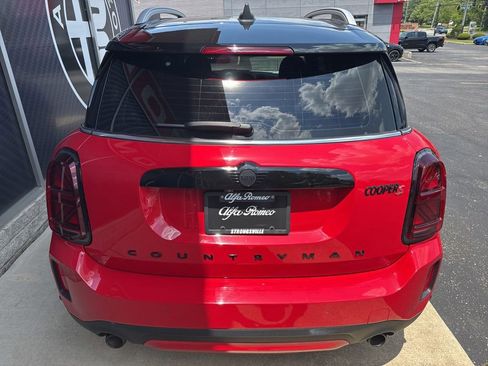 Used 2024 MINI Cooper Countryman S w/ Premium Package FWD image 11