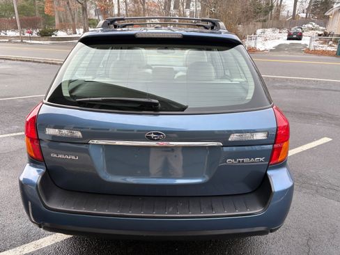 Used 2006 Subaru Outback 2.5i Limited image 6