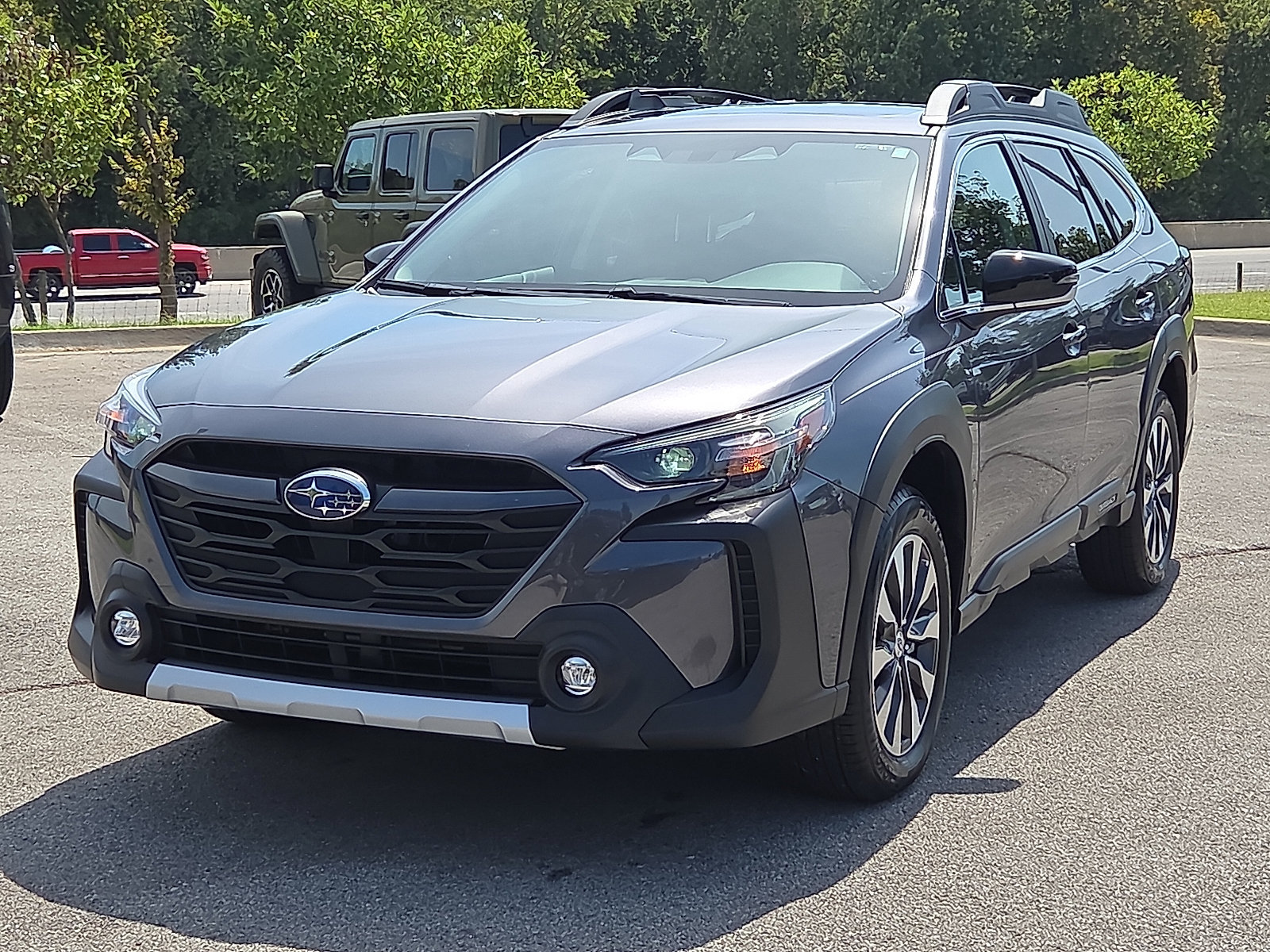 Used 2024 Subaru Outback Limited XT AWD/4WD image 2