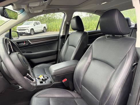 Used 2018 Subaru Legacy 2.5i Limited AWD/4WD image 4