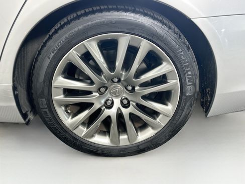 Used 2017 Lexus LS 460 w/ Comfort Package RWD image 11