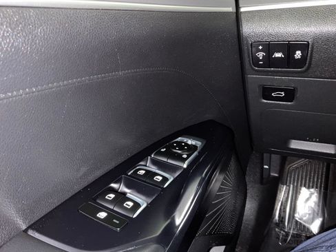 Used 2022 Kia K5 LXS FWD image 19