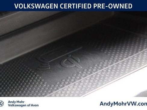 Used 2023 Volkswagen Taos SE w/ Panoramic Sunroof Package AWD/4WD image 42