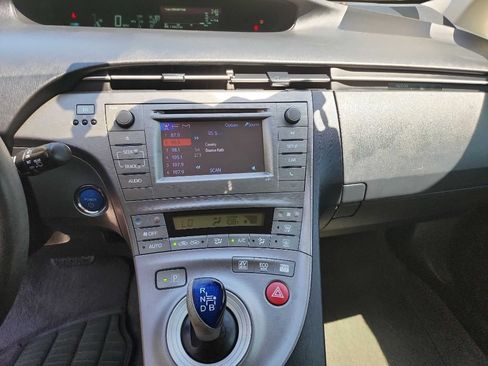 Used 2012 Toyota Prius Two FWD image 14
