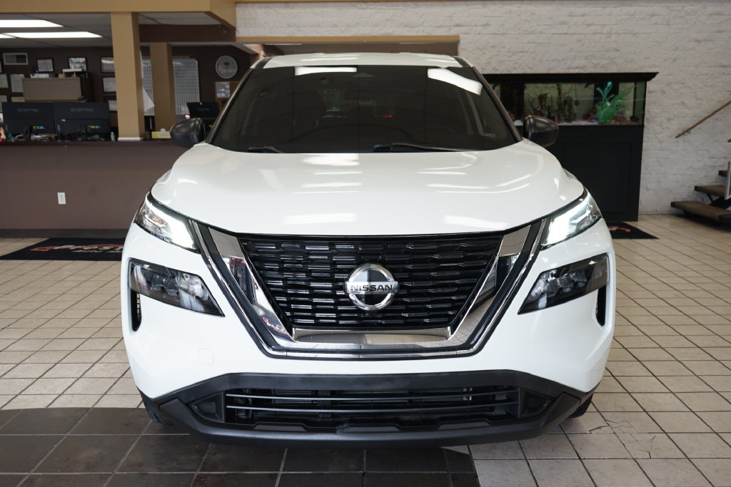 Used 2021 Nissan Rogue S AWD/4WD image 18