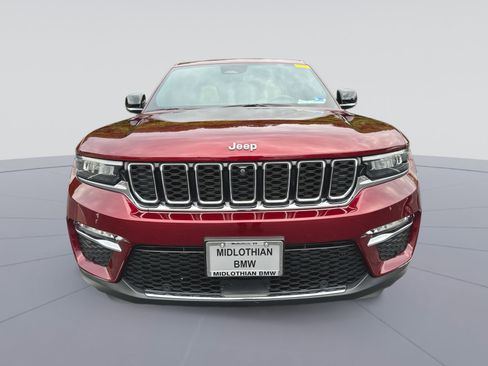 Used 2024 Jeep Grand Cherokee Limited w/ Luxury Tech Group II AWD/4WD image 4