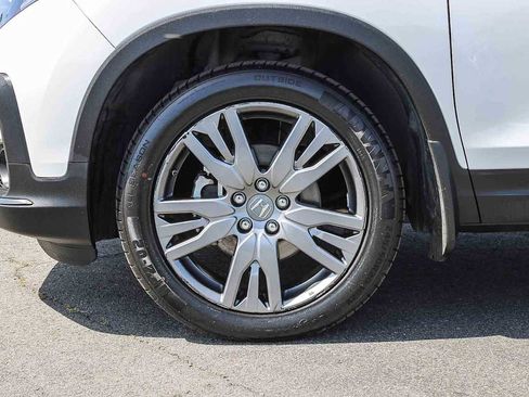 Certified 2022 Honda Pilot Sport image 11