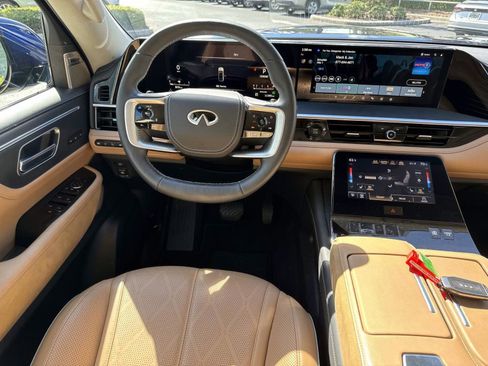 Certified 2025 INFINITI QX80 Sensory image 22