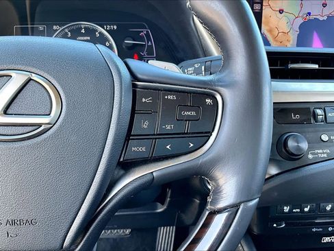 Used 2019 Lexus ES 350 image 21