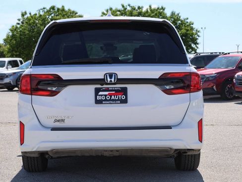 Used 2025 Honda Odyssey EX-L image 10