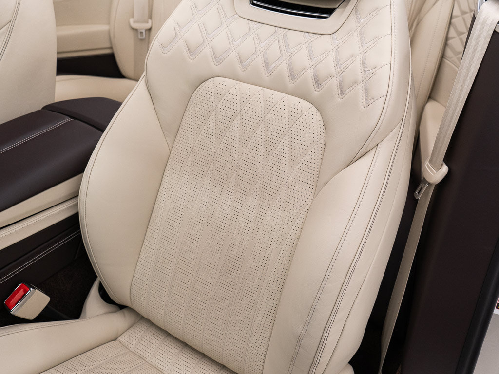 Certified 2026 Bentley Continental GT Azure AWD/4WD image 26