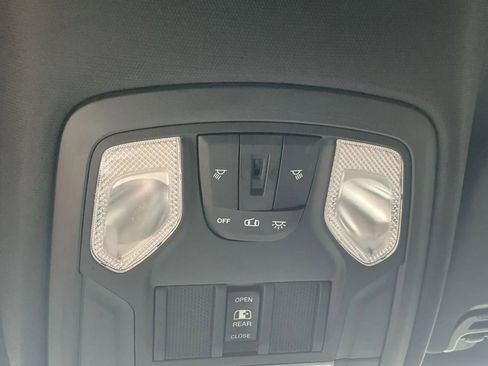 Used 2019 RAM 1500 Big Horn AWD/4WD image 40