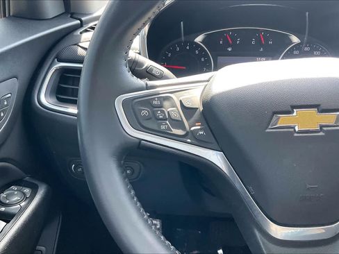 Used 2022 Chevrolet Equinox Premier FWD image 23