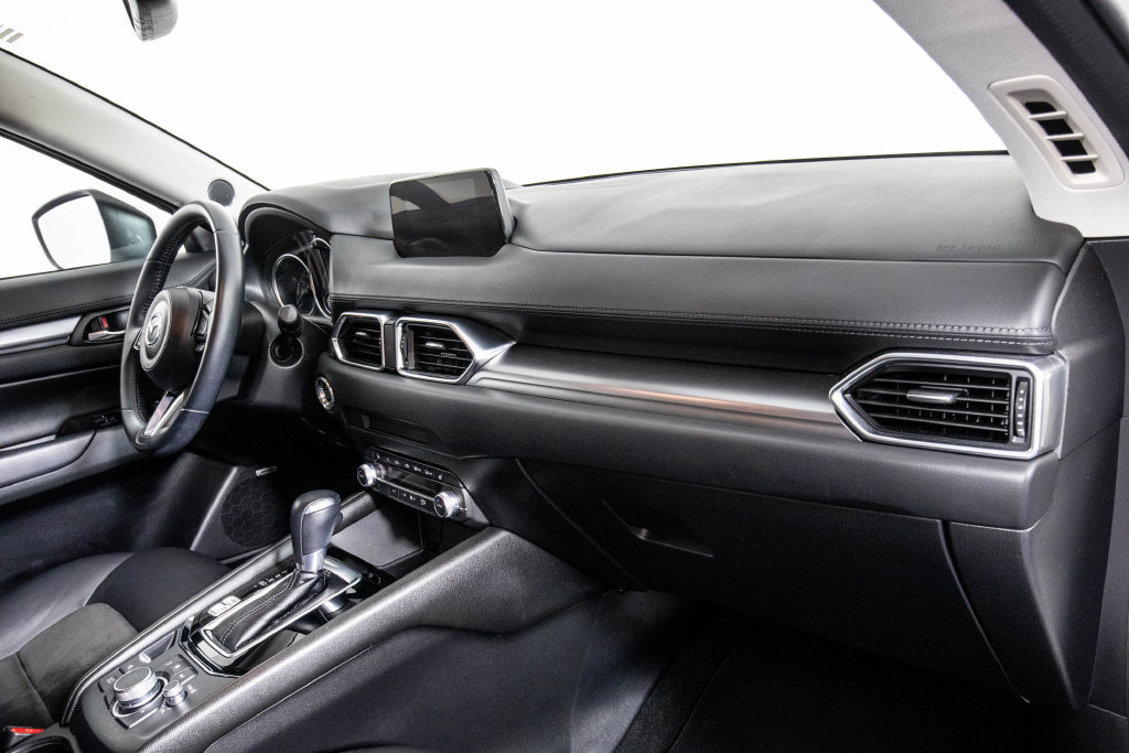 Used 2020 MAZDA CX-5 Touring FWD image 20