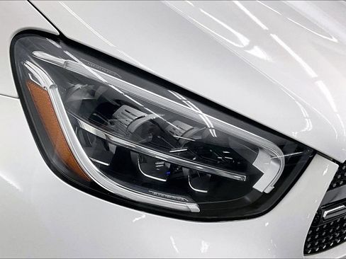 Used 2021 Mercedes-Benz GLC 300 image 26