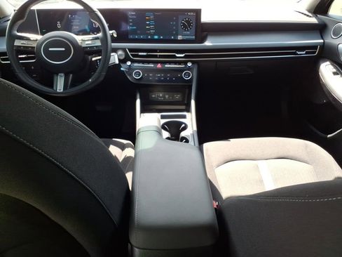 Certified 2025 Hyundai Sonata SEL FWD image 13