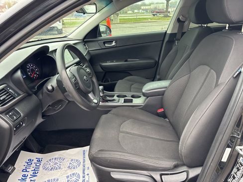 Used 2018 Kia Optima LX FWD image 3