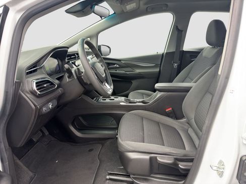 Used 2022 Chevrolet Bolt LT image 9