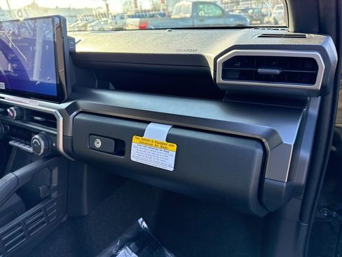 New 2025 Toyota 4Runner TRD Off-Road Premium image 18