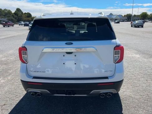 Used 2022 Ford Explorer Platinum w/ Equipment Group 601A image 48