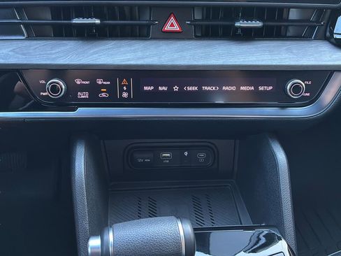 Certified 2025 Kia Sportage X-Line w/ Premium Package AWD/4WD image 22