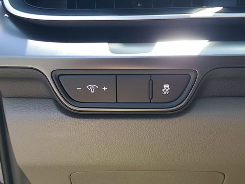 New 2026 Kia Carnival LX FWD image 19