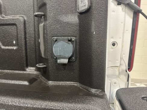 Used 2020 Chevrolet Silverado 1500 LT Trail Boss image 9