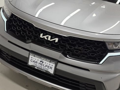 Used 2022 Kia Sorento S AWD/4WD image 42