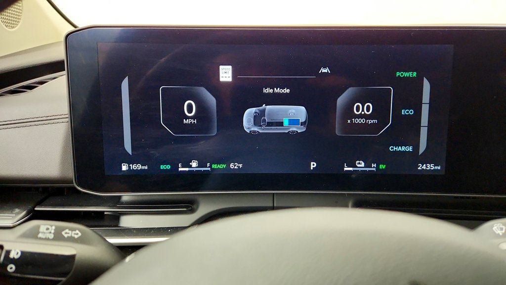 Used 2026 Kia Carnival SX w/ SX Dark Edition Package FWD image 14