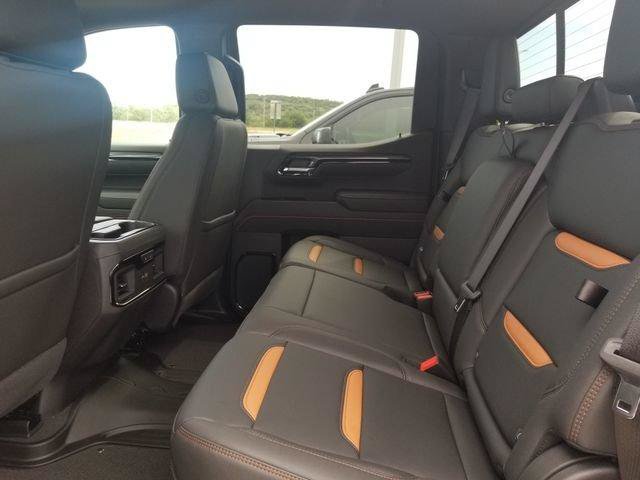 New 2026 GMC Sierra 1500 AT4 w/ Technology Package AWD/4WD image 11