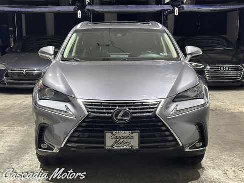 Used 2018 Lexus NX 300h AWD image 3
