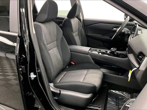 New 2026 Nissan Rogue SV FWD image 36