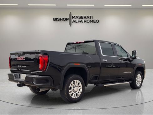 Used 2022 GMC Sierra 2500 Denali w/ Denali Ultimate Package image 8