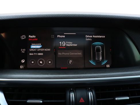 Used 2020 Alfa Romeo Stelvio Ti w/ Active Blind Spot Package image 29