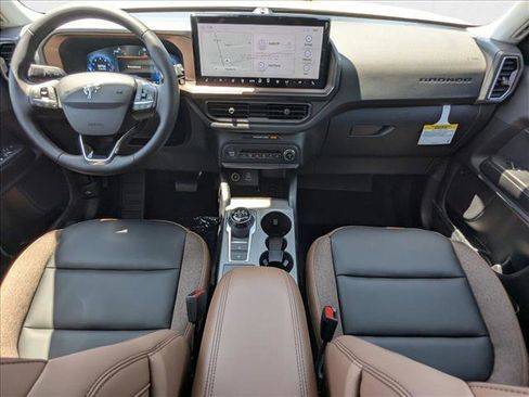 New 2025 Ford Bronco Sport Outer Banks w/ Outer Banks Tech Package+ image 14