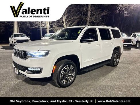 Used 2023 Jeep Wagoneer Series III w/ Convenience Group I AWD/4WD image 1