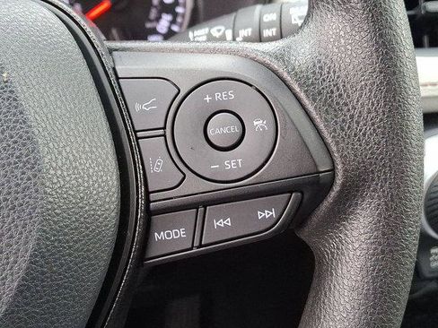 Certified 2021 Toyota RAV4 XLE image 20