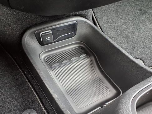 New 2026 Chrysler Pacifica Select w/ S Appearance Package FWD image 37