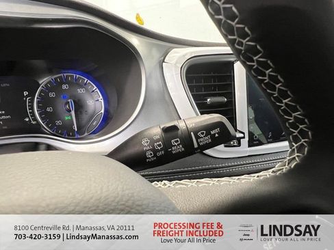 New 2026 Chrysler Pacifica Limited w/ S Appearance Package FWD image 33