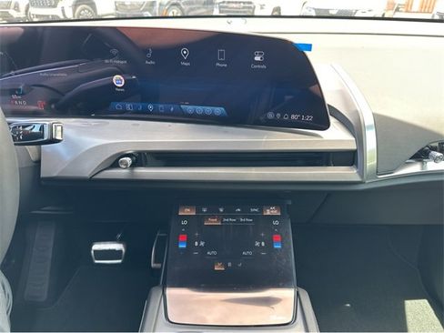 New 2026 Cadillac Vistiq Luxury image 21