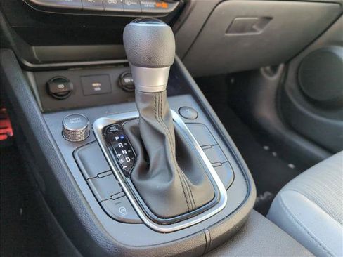 Certified 2023 Hyundai Kona SEL AWD/4WD image 17