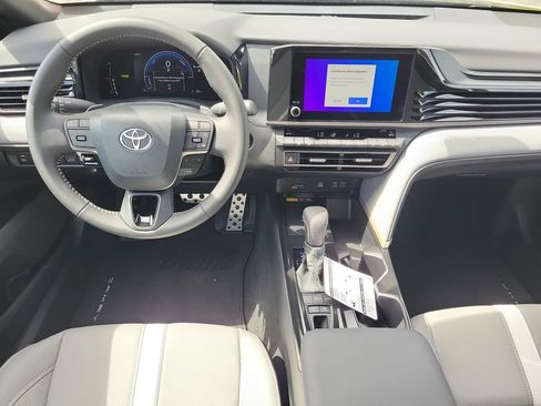 New 2026 Toyota Camry SE w/ Convenience Package FWD image 27