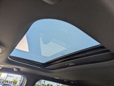 New 2025 Jeep Grand Cherokee L Altitude image 15